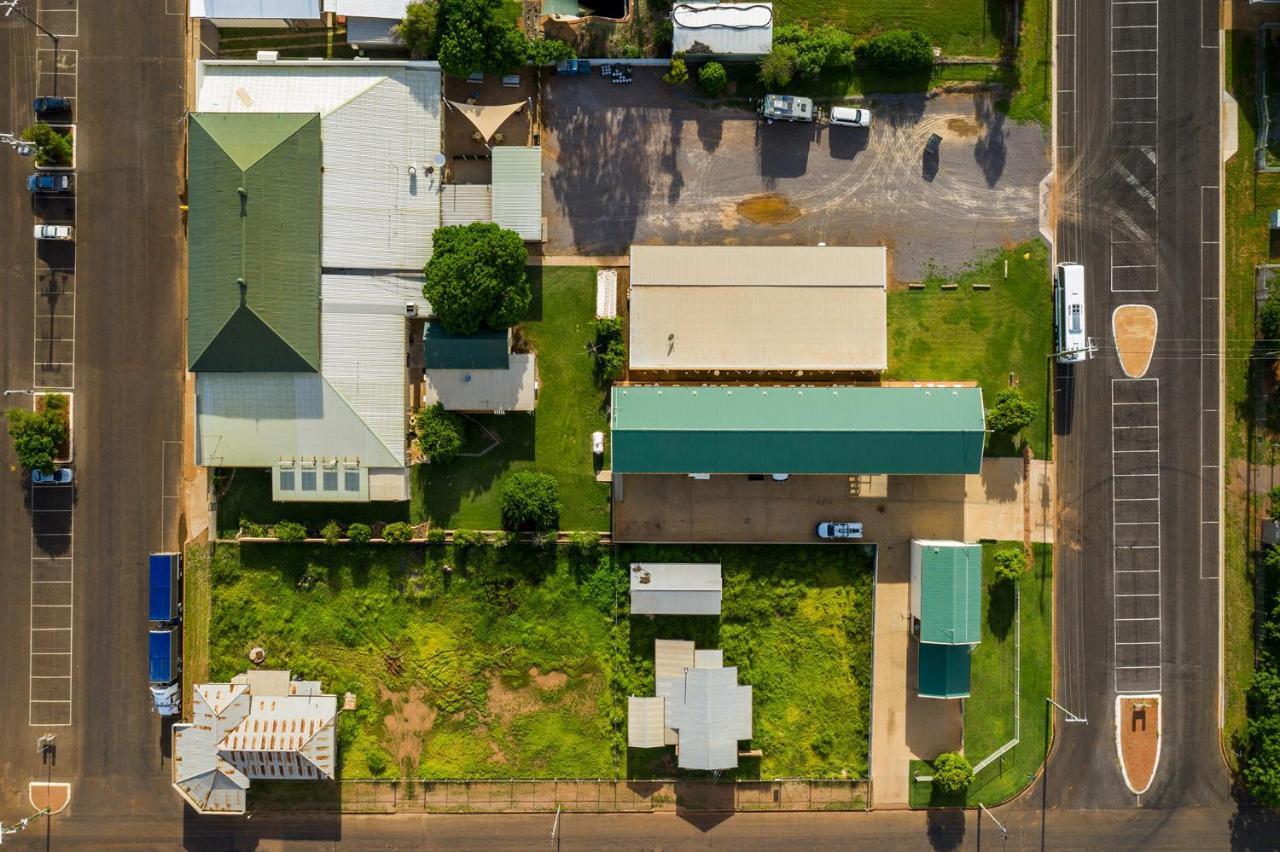 Leichhardt Hotel Motel クロンカリー エクステリア 写真