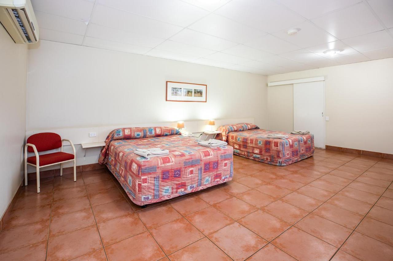 Leichhardt Hotel Motel クロンカリー エクステリア 写真