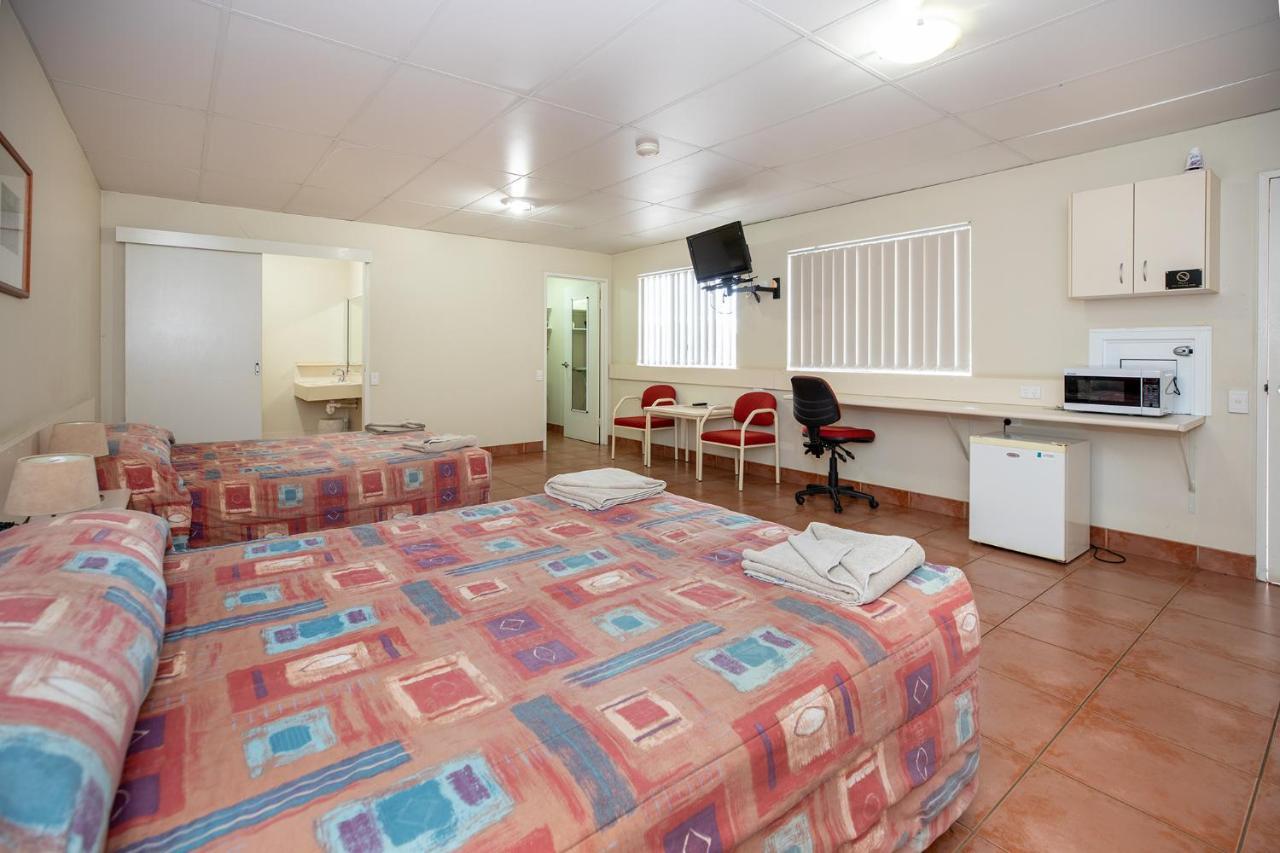 Leichhardt Hotel Motel クロンカリー エクステリア 写真